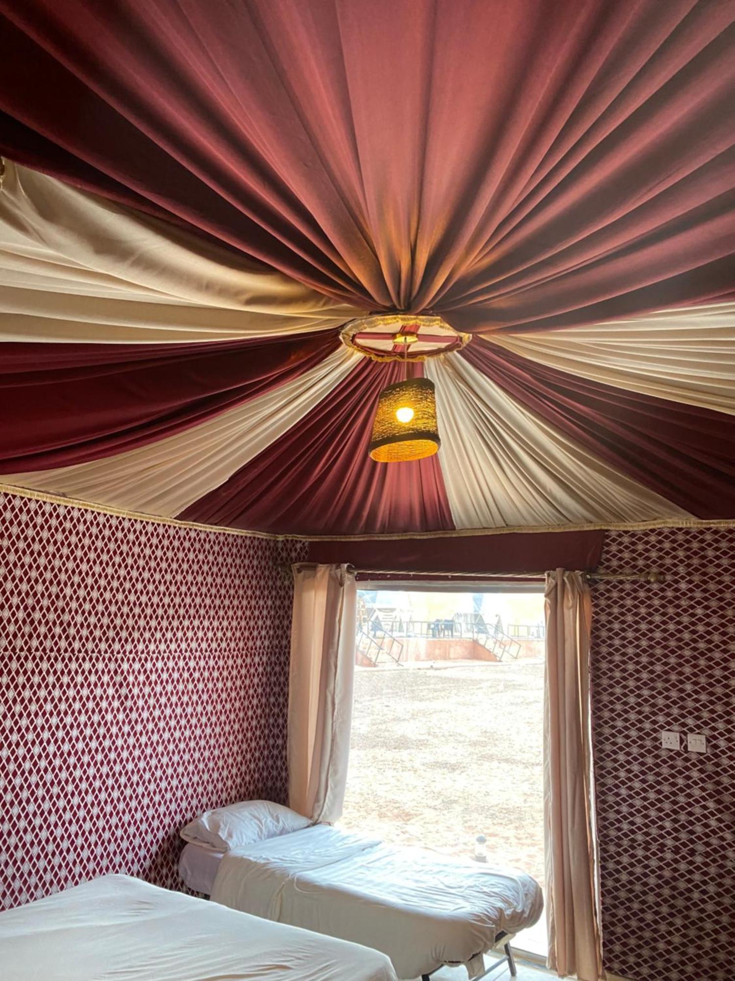 Wadi Rum Sky Camp Exterior photo