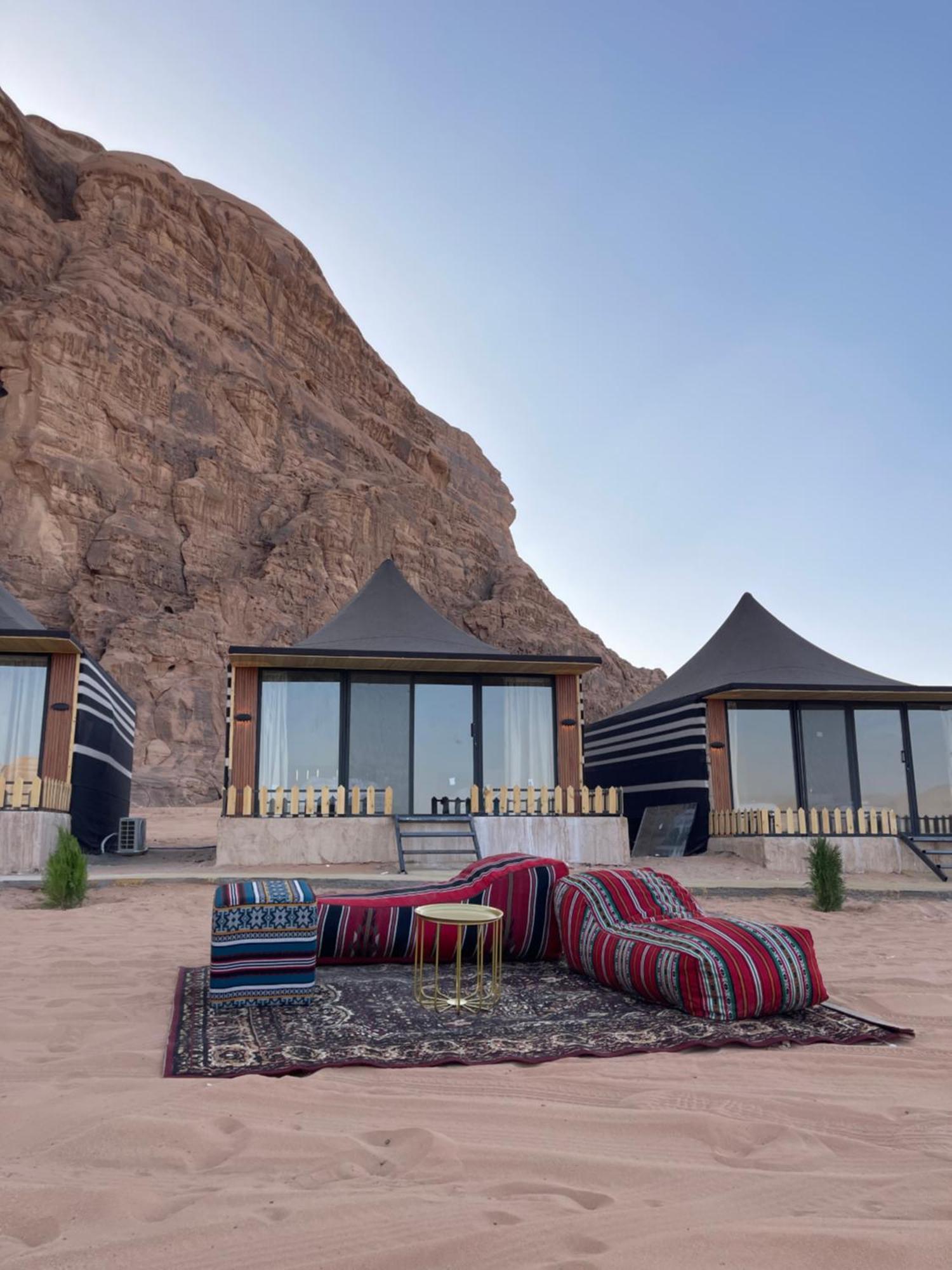 Wadi Rum Sky Camp Exterior photo