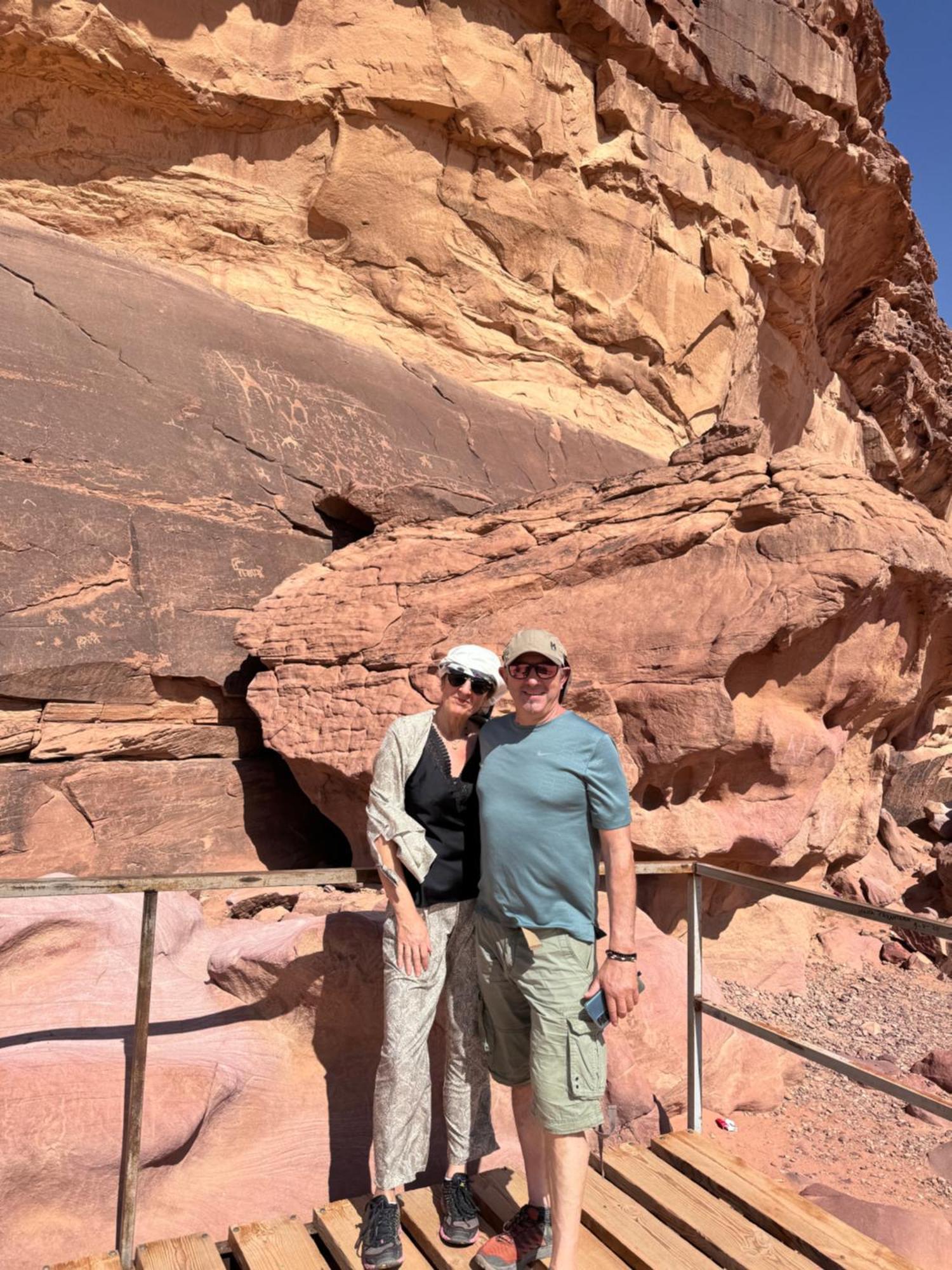 Wadi Rum Sky Camp Exterior photo