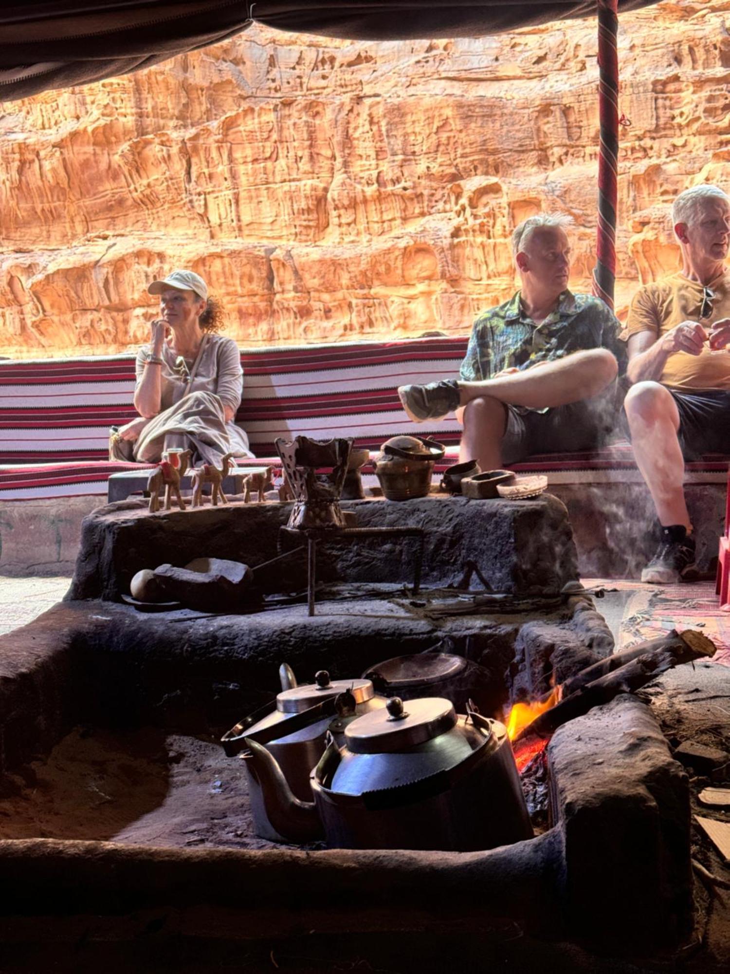 Wadi Rum Sky Camp Exterior photo